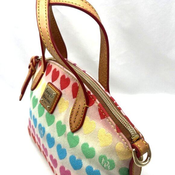 Dooney and Bourke Heart Crossbody Bag Mint Condition - Picture 3 of 7